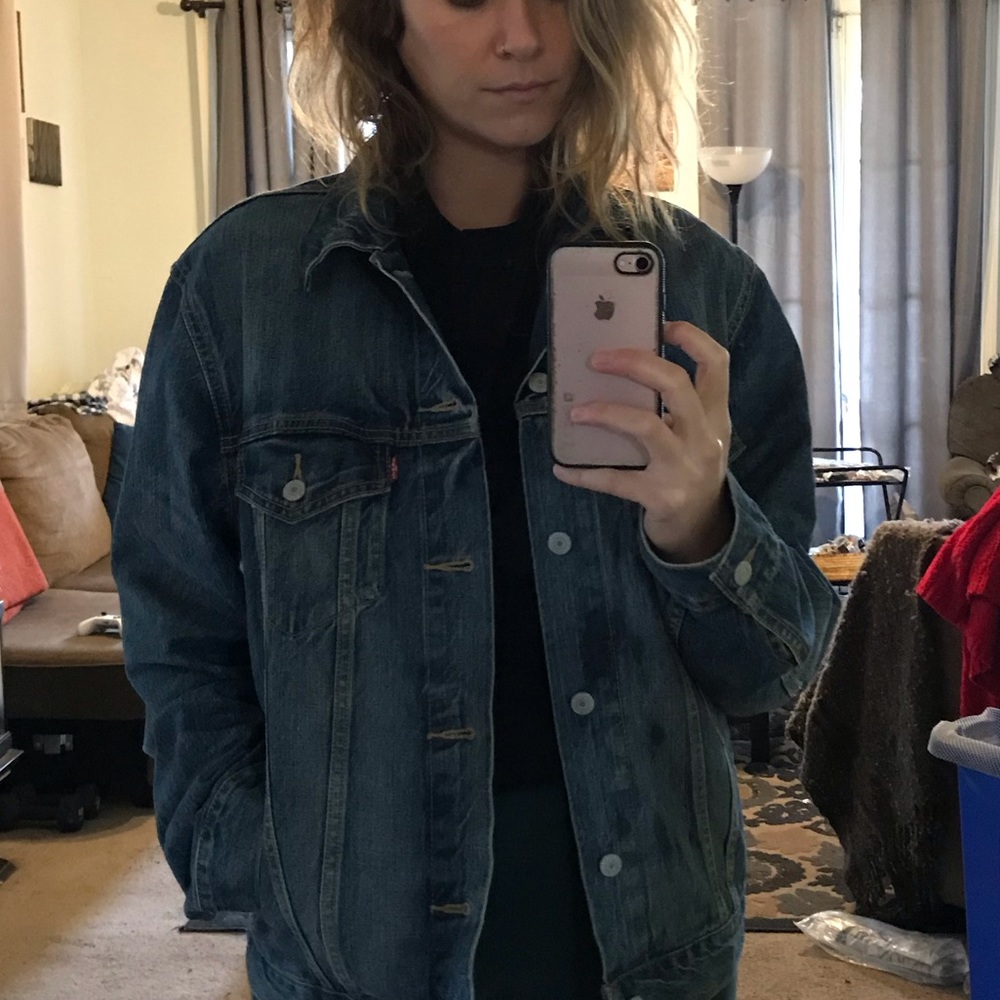 Levi’s Trucker Jacket - Picture 4 of 4